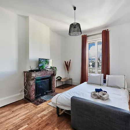 L'oasis Urbaine - Spacieux Et Elegant Pour 5 Pers Saint-Fons
